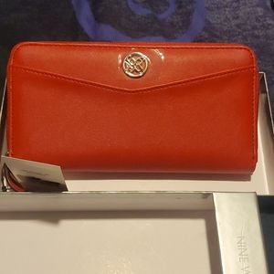 Nine west wallet